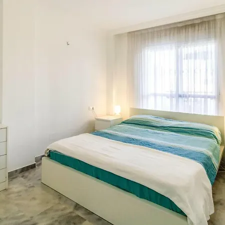 Amazing In W/ Indoor Swimming Pool, Outdoor Swimming Pool And 2 Bedrooms *